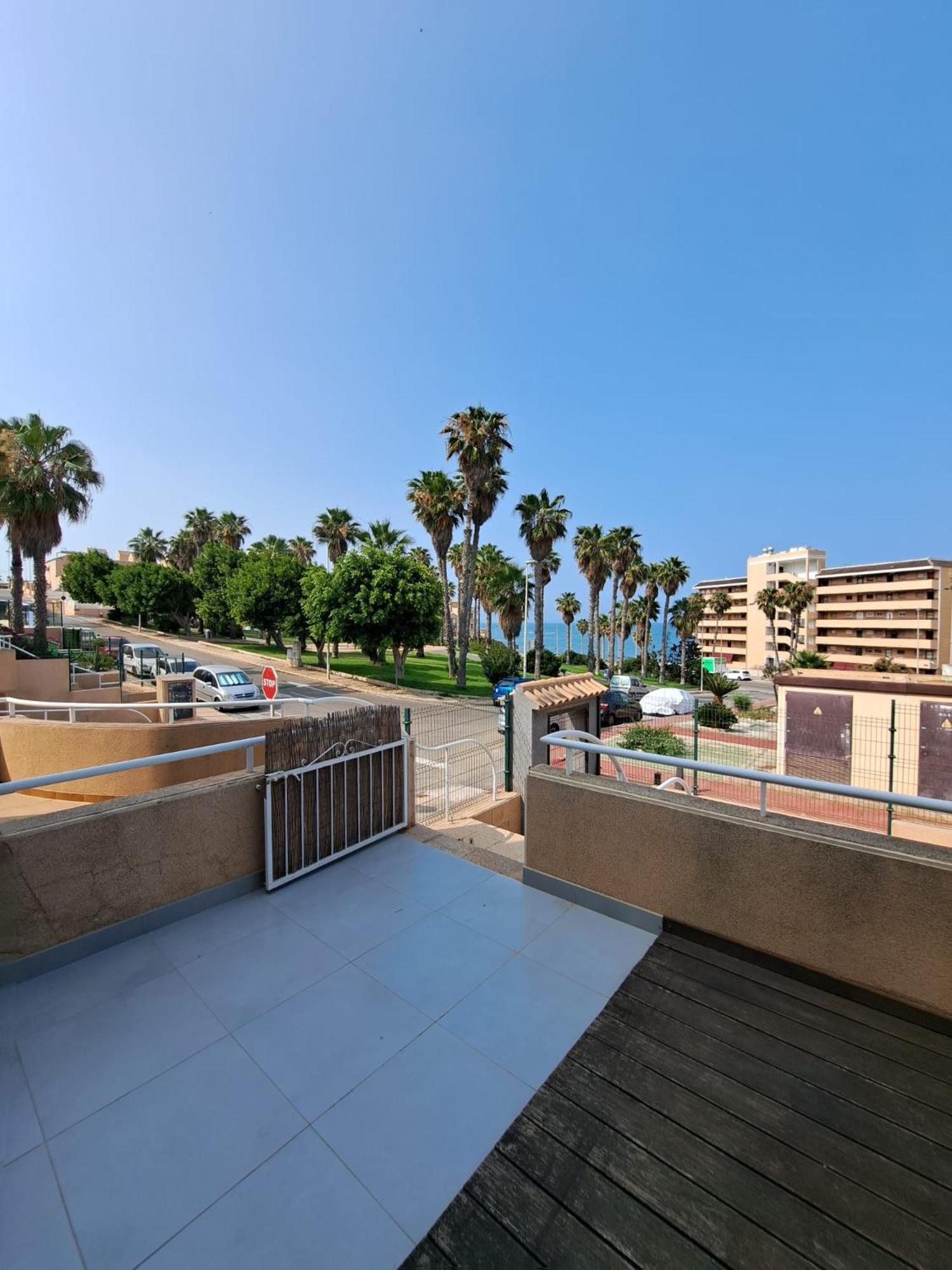 Nice Bungalow La Mata With Sea Views Торевьиа Экстерьер фото
